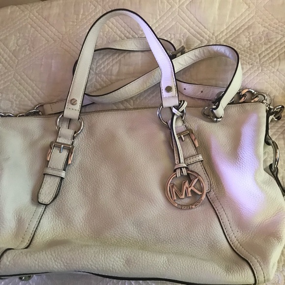 Michael KorsBag - Picture 1 of 1